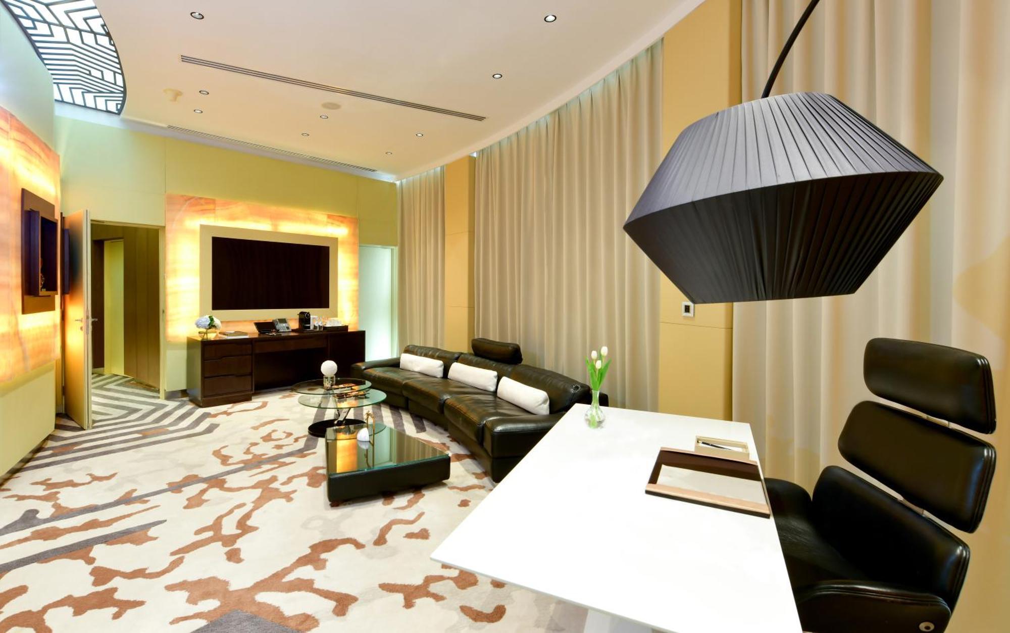 Отель The Torch Doha Al Rayyan Экстерьер фото